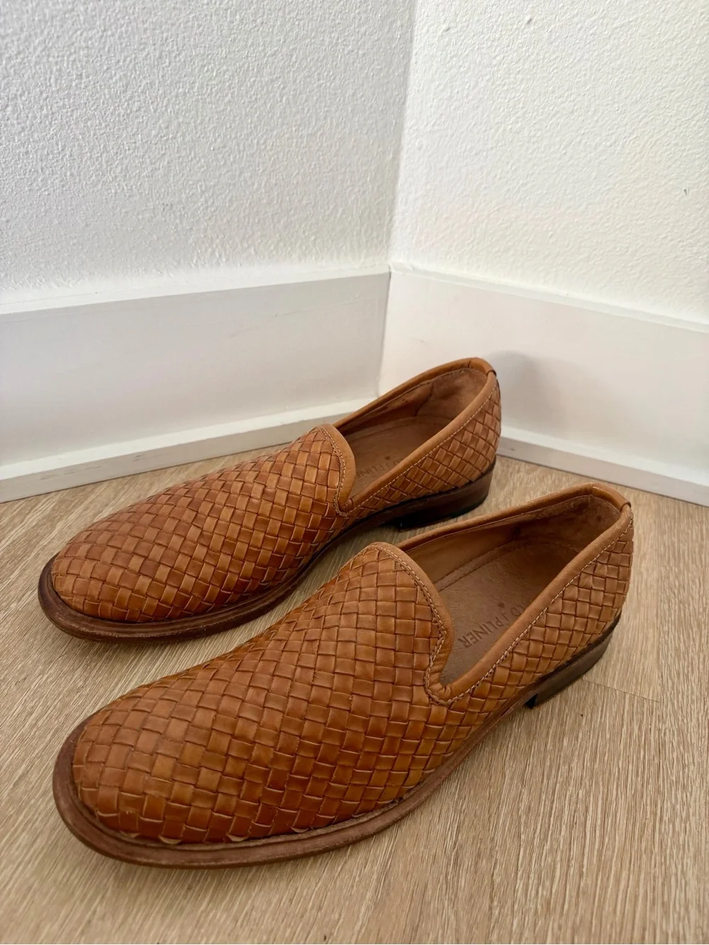 Donald J Pliner Zelvyn Men 9M Brown Woven Basketweave Leather Loafers Slip On